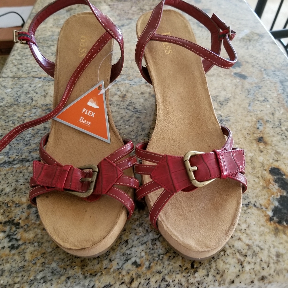 Women's shoes